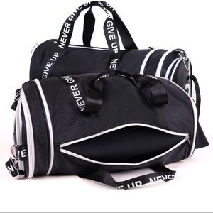 New!  Black crossbody-gym bag , duffel bag . On sale ❗️❗️
